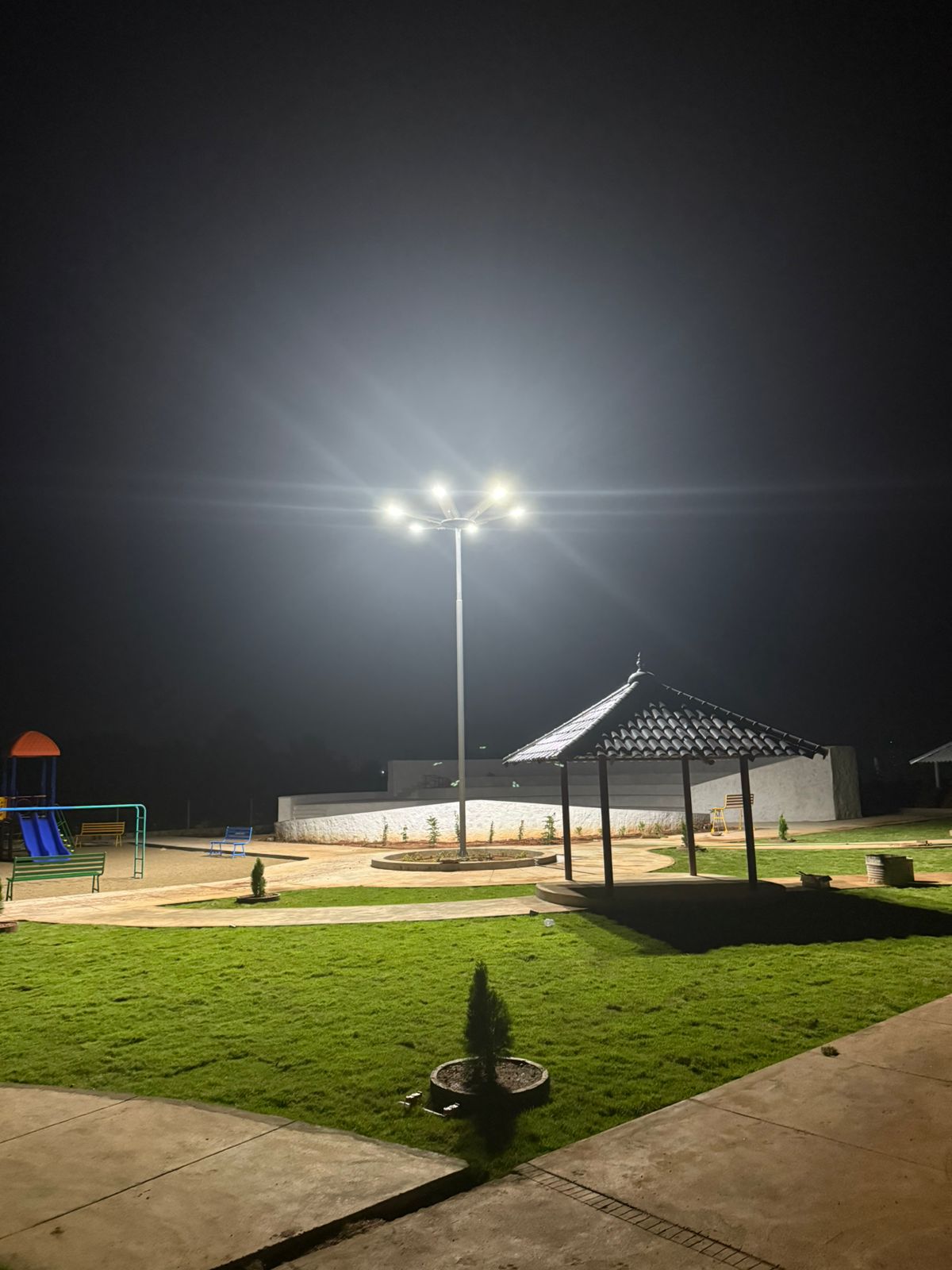 Solar Mini Mast Lighting